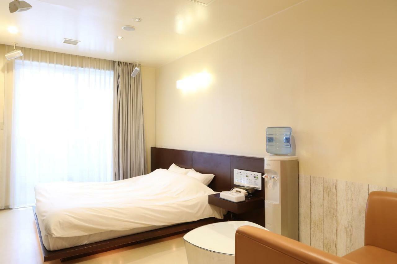 ซี-โฮเทล แอฟเฟตโต - สำหรับผู้ใหญ่เท่านั้น Hotel ซัปโปโร ห้อง รูปภาพ
