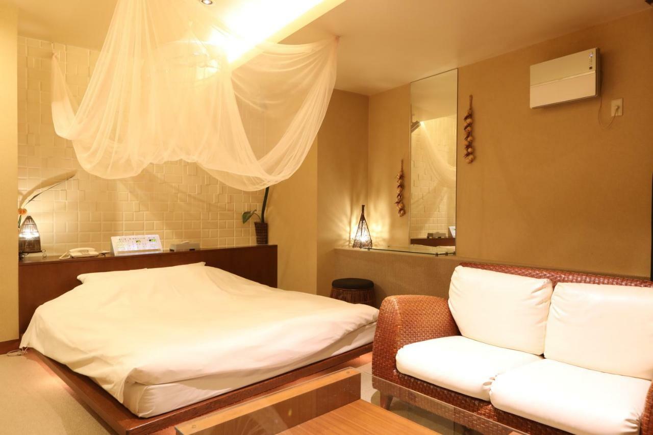 ซี-โฮเทล แอฟเฟตโต - สำหรับผู้ใหญ่เท่านั้น Hotel ซัปโปโร ภายนอก รูปภาพ